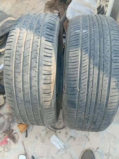 tyres  225 / 55 / R 17