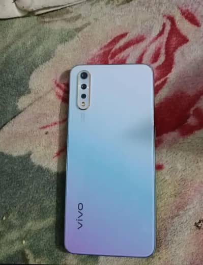 Vivo s1