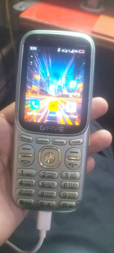 g five 2 gb 16 gb good hotspot