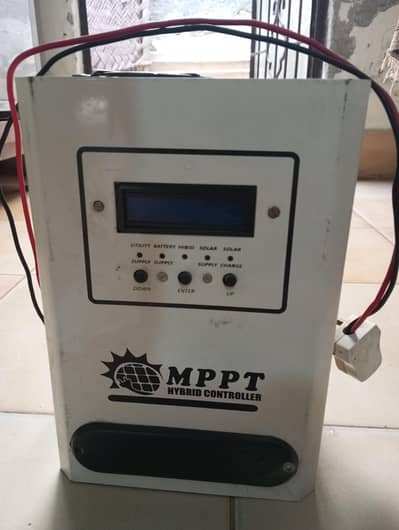 MPPT Solar Charge Controller