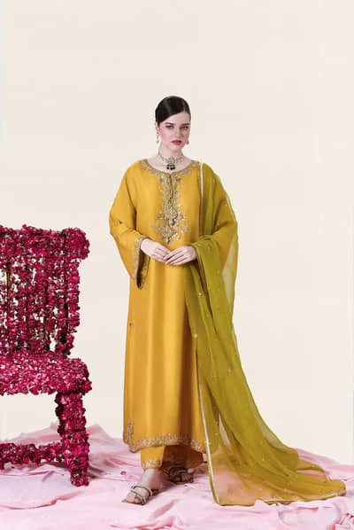 Your Dream Outfit, Your Design – Crafted at the Best Price