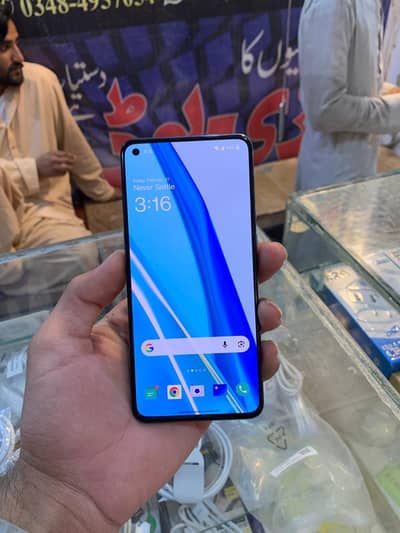 One plus 9 Lush condition 10/10 no fault