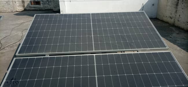 Complete Solar System with Batteries and inverter