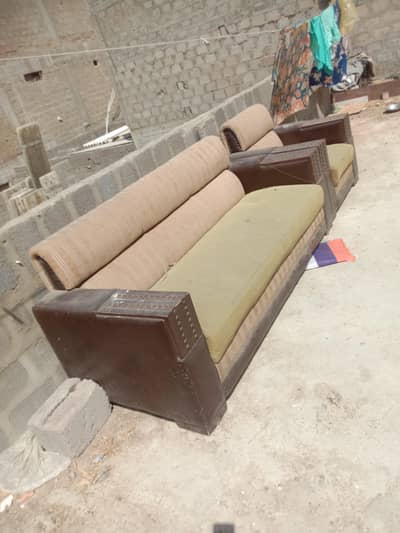 uesd sufa 5 setter or bed counter table