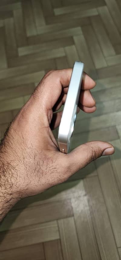 Apple iPhone 13 256GB PTA Approved 9.5/10 Face ID Active-Like New