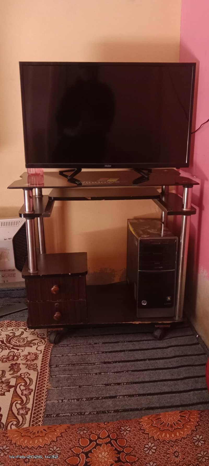 computer tables 0