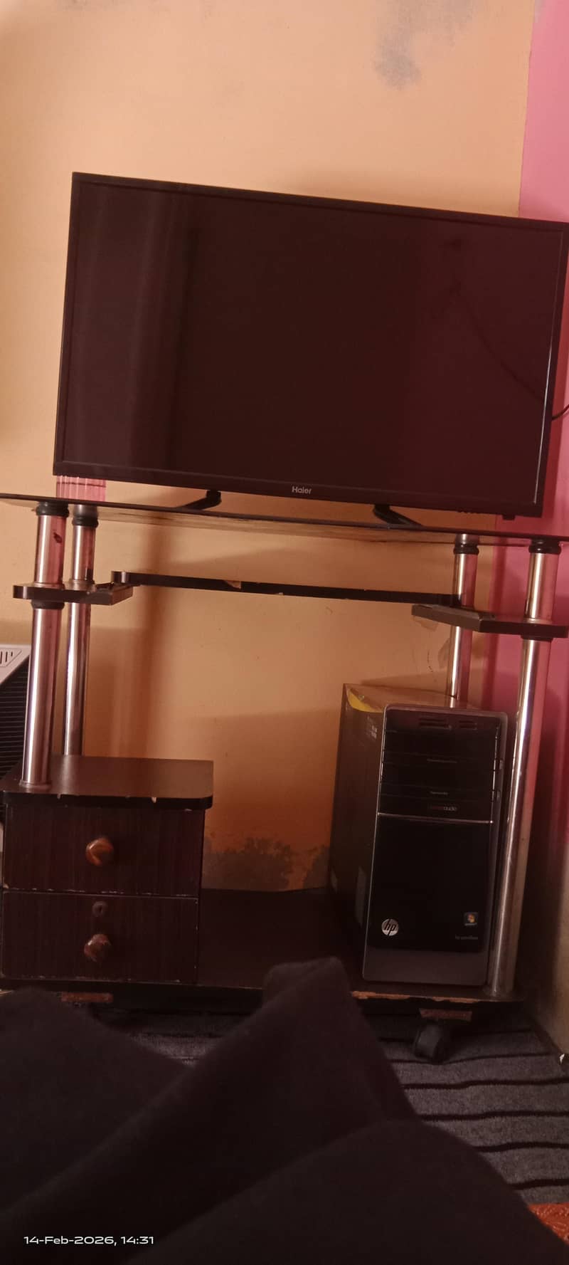 computer tables 2