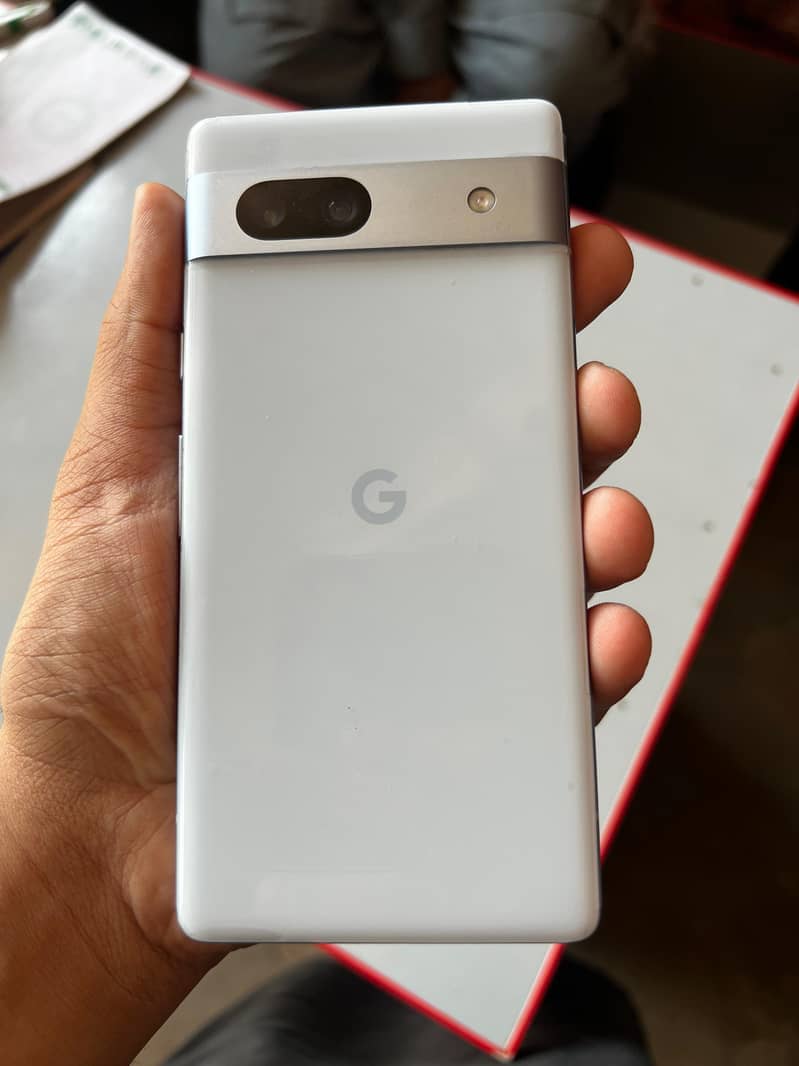 Google Pixel 7a 4