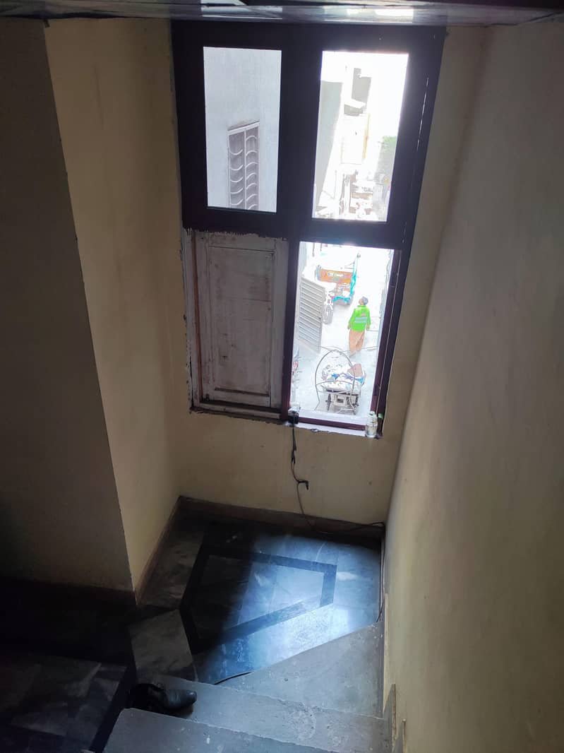 مرضی پورہ نزد چرچ 4