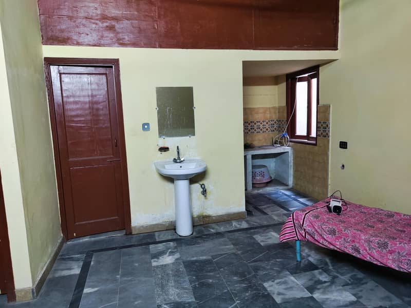 مرضی پورہ نزد چرچ 6