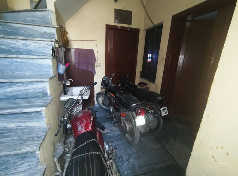 مرضی پورہ نزد چرچ 9