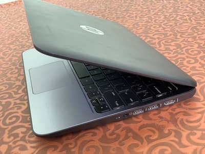 Hp stream 11 pro 2 gb ram 32 gb storage lethium bettery ka sath