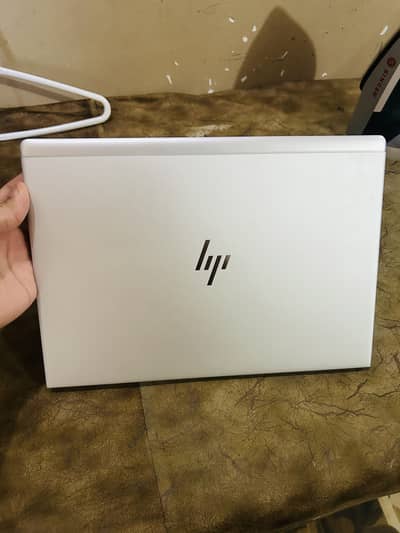 Hp i5 8th generation 8gb 256gb ssd