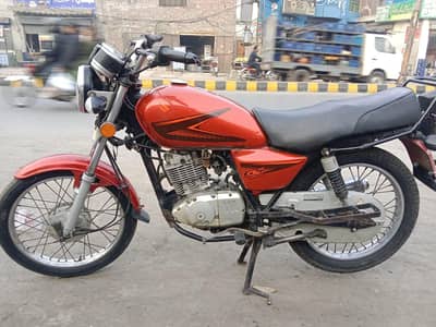 gs150 modl 2014  color red