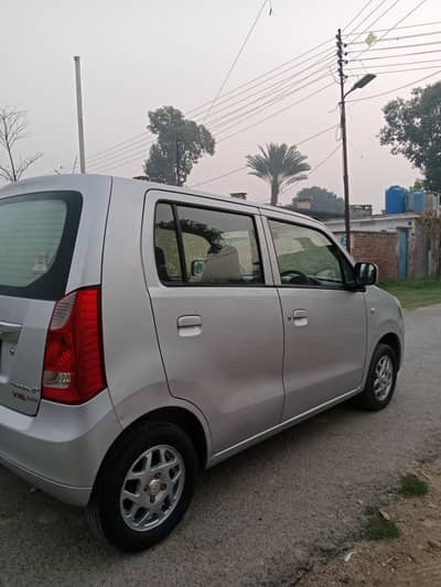 wagonr VXL totally genuine car