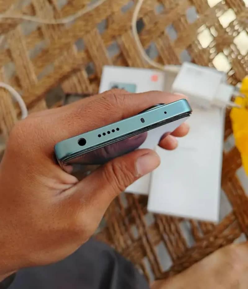 Readmi Note 13 Pro 7