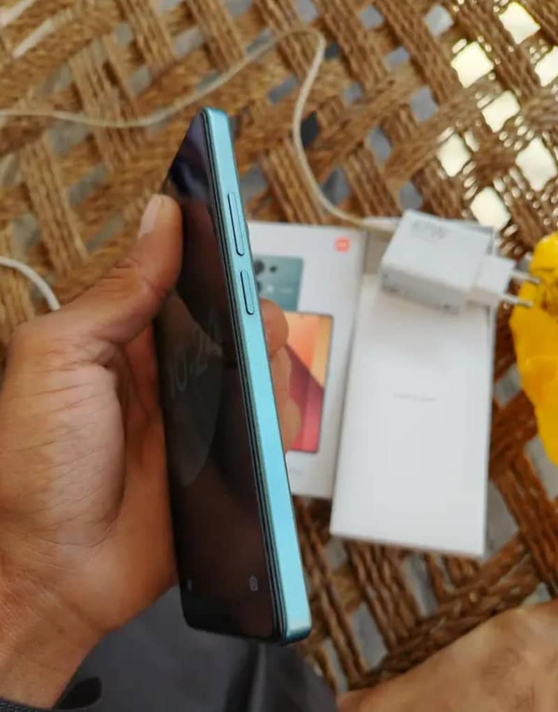 Readmi Note 13 Pro 9