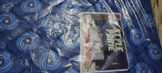Urgent sale medicated 2 in 1 Mattress king size