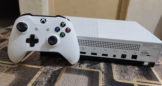 Xbox One S 1Tb with FC26