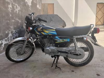 Honda cg125 2025 model nearly new