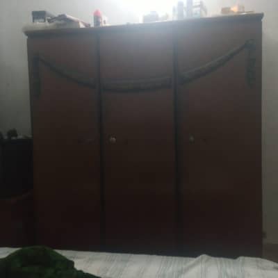 3 door almari in good condition