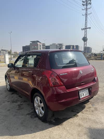 Suzuki Swift DLX 2012