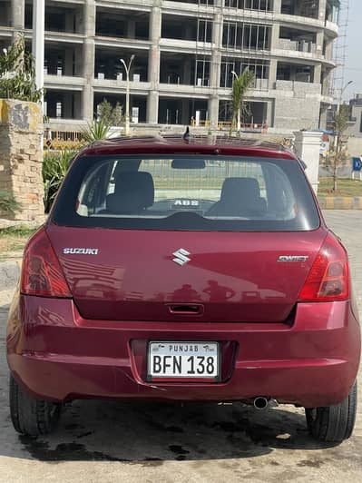 Suzuki Swift DLX 2012