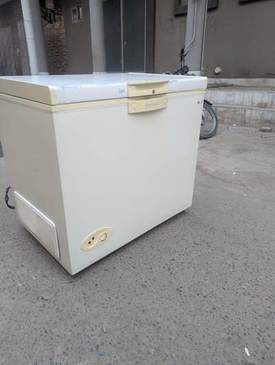 waves freezer single door total original all ok Call/0346/7070/370