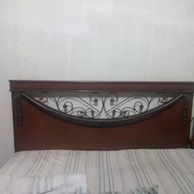 good bed in Old Theme