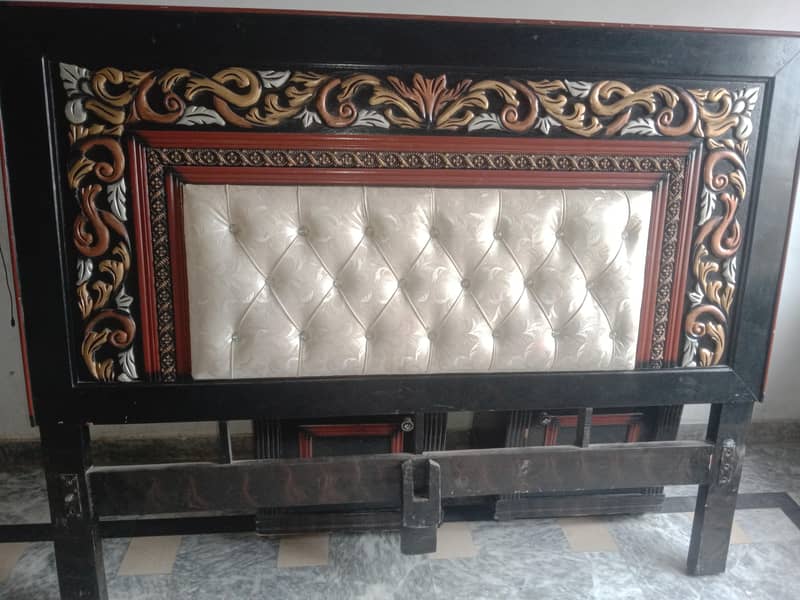 Bed Set with dreesing table 0