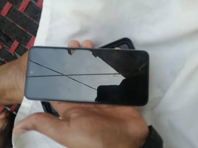 6 128 ram battery  5000 amh