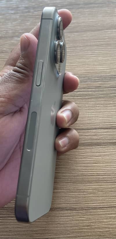 iPhone 15 pro pta approved