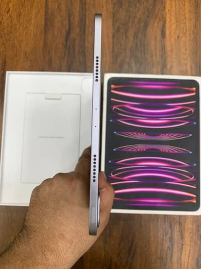 iPad pro m2 chip 6th Gen 256gb for sale