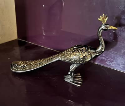 Beautiful Peacock, Brass Moor, Peacock pretal yellow braDecoration It