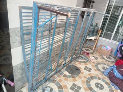 Special Iron Bed for Lawn sitting