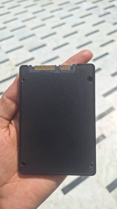 240gb  sata ssd  very low. Prize.  You can. Test check on anything.