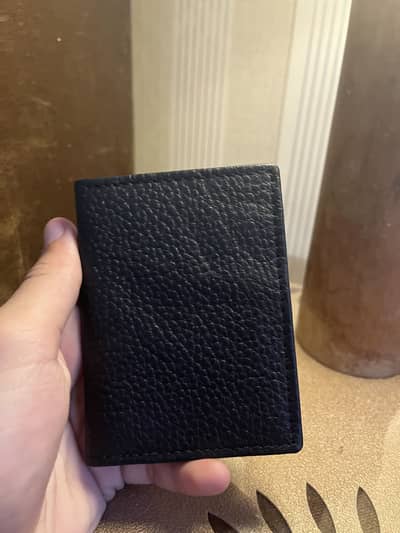 Wallets and cardholders available of premium quality