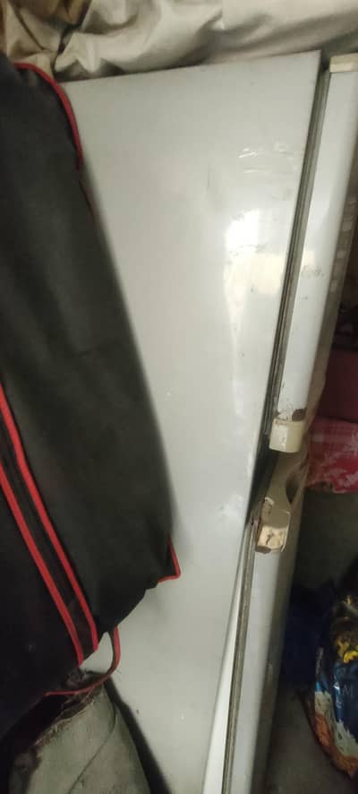 dawlance ka fridge h