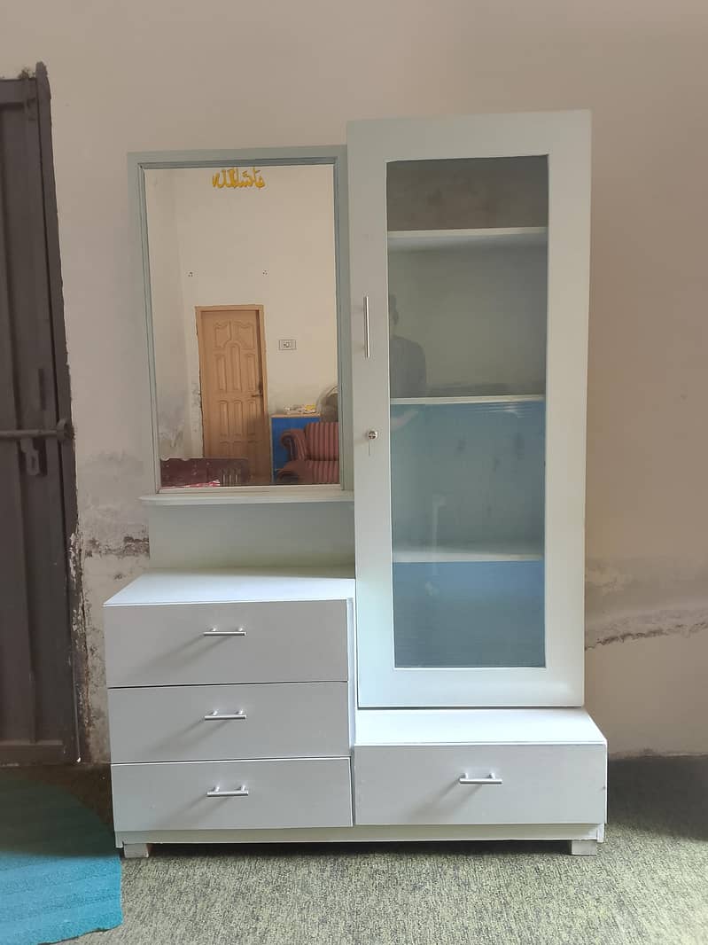 Dressing table full new 2