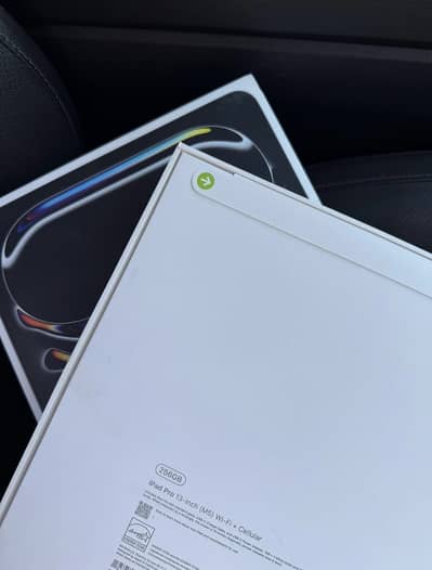 Apple iPad Pro 13 inches M5