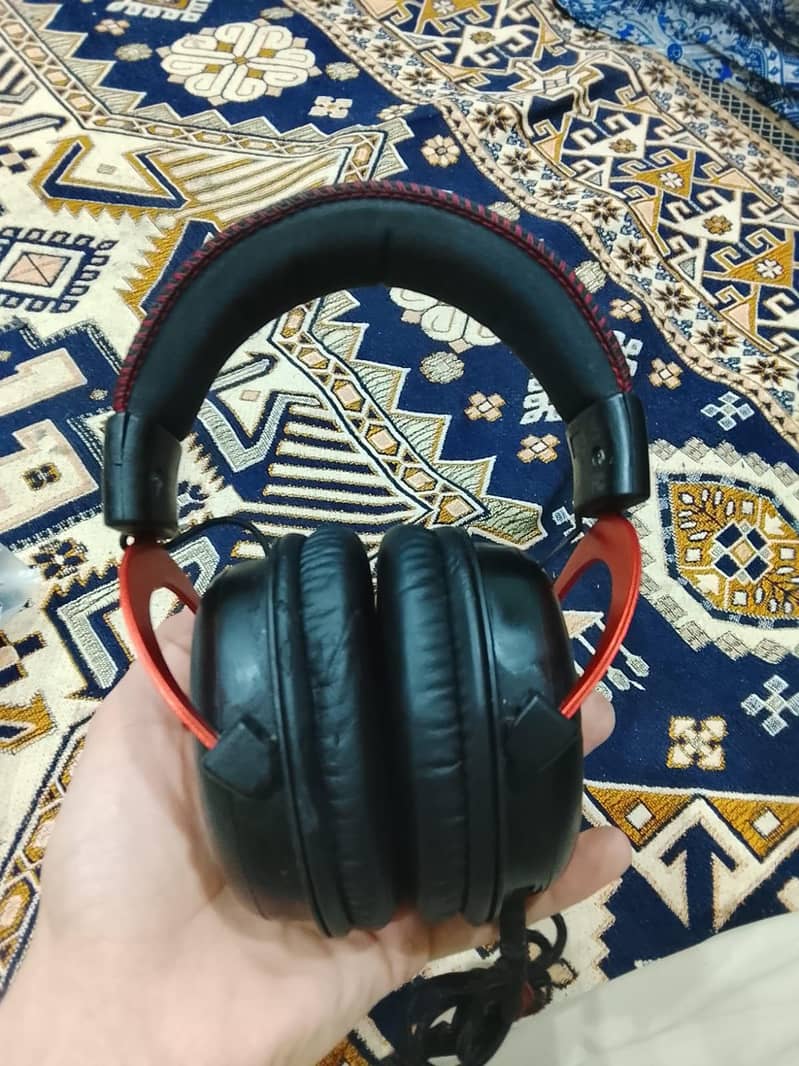 hyperx cloud 2 head phones 4