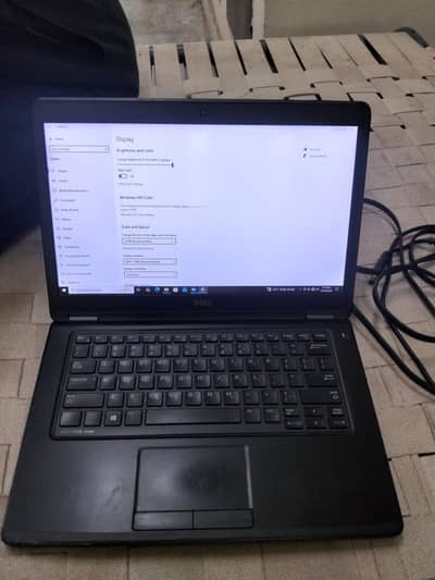 Latitude E5450 i5 5th gen 8/256SSD