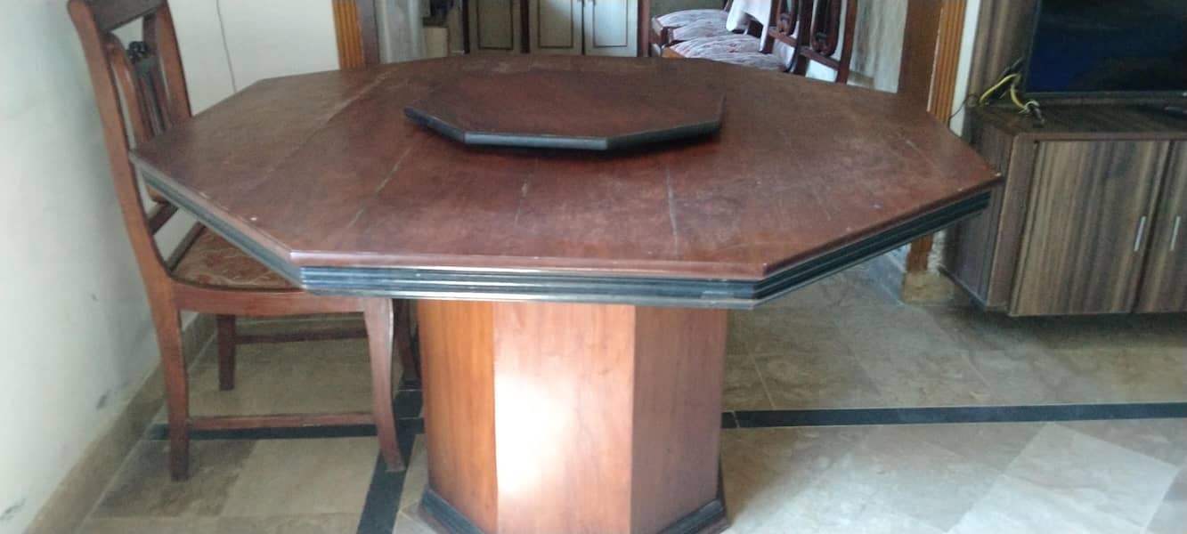 Dining Table Round 0