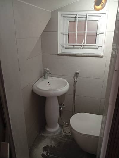 Brand New 5 Marla House for Rent in 9 Town Original Pictures Attached!