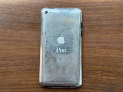 Apple iPod touch - 4th Gen (32GB)