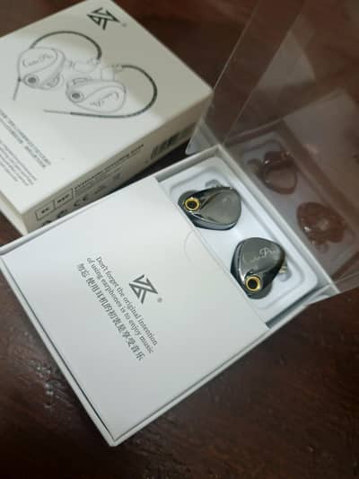 KZ CASTOR PRO IEM
