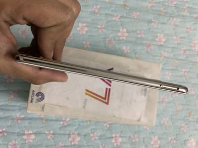 huawei y7 prime. With box…Exchange possible