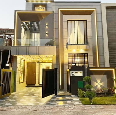 5 Marla House On Good Location Available For Rent in Bahria Town Lahore