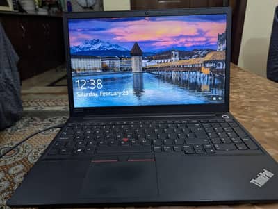 Lenovo Thinkpad i3