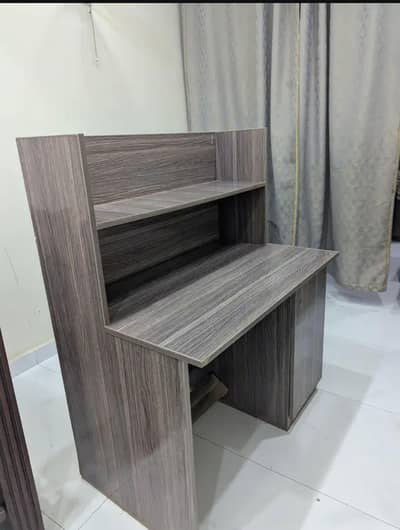 study table or work table(workstation)